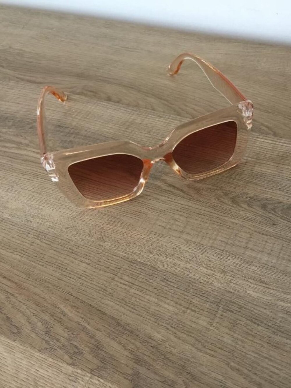Oversized Clear Peach Square Chunky Sunglasses with Gradient Brown Lenses NWOT
